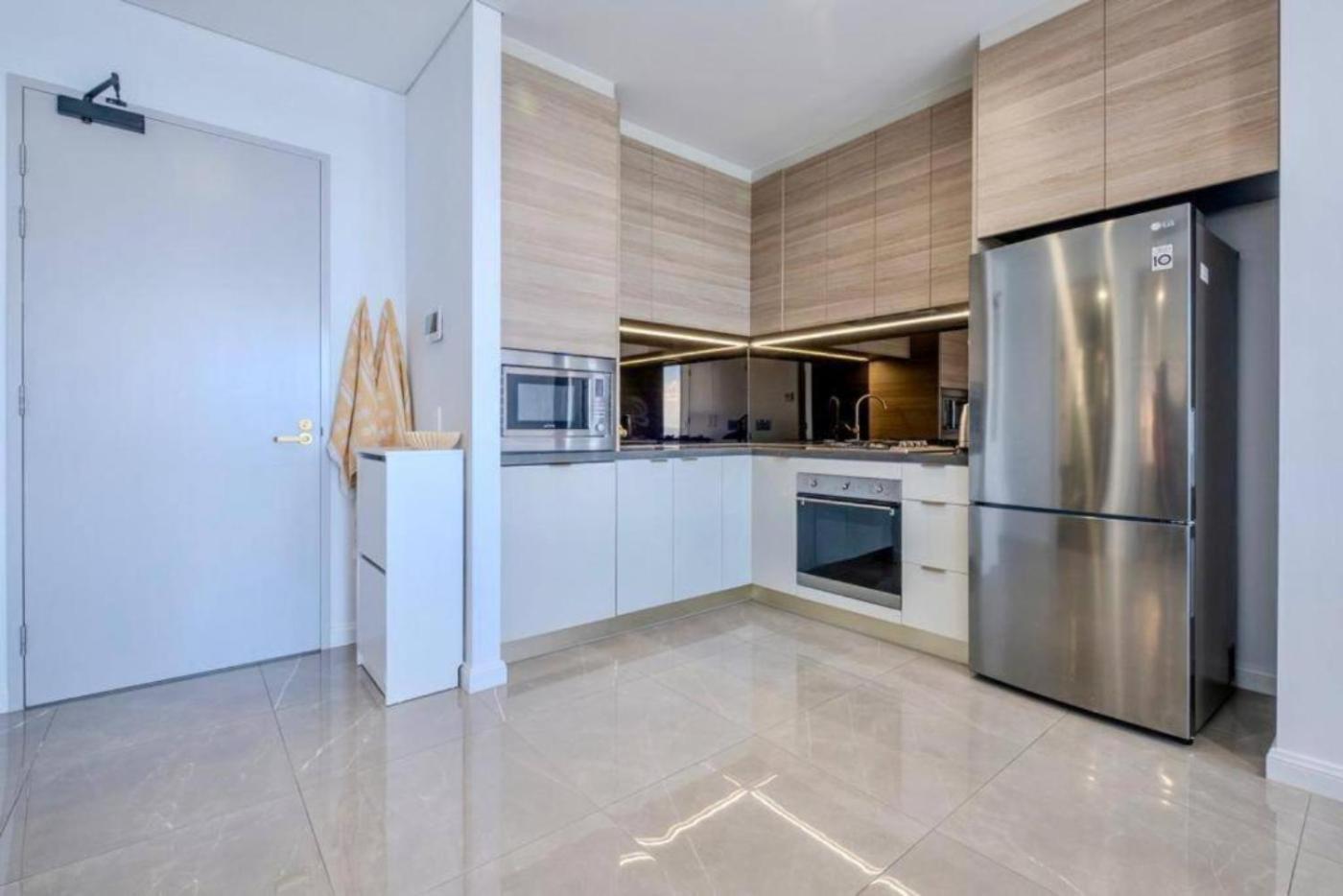 New Build Meriton Beachfront Gold Coast Esterno foto